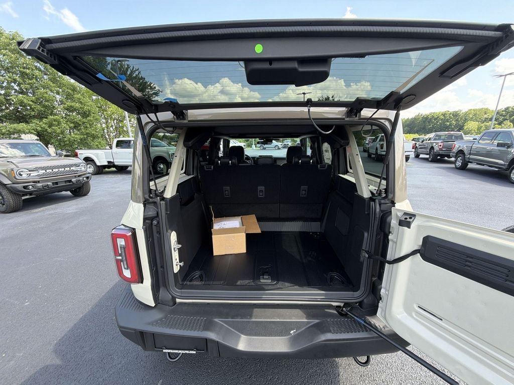 New 2026 Desert Sand Ford Badlands® image 28