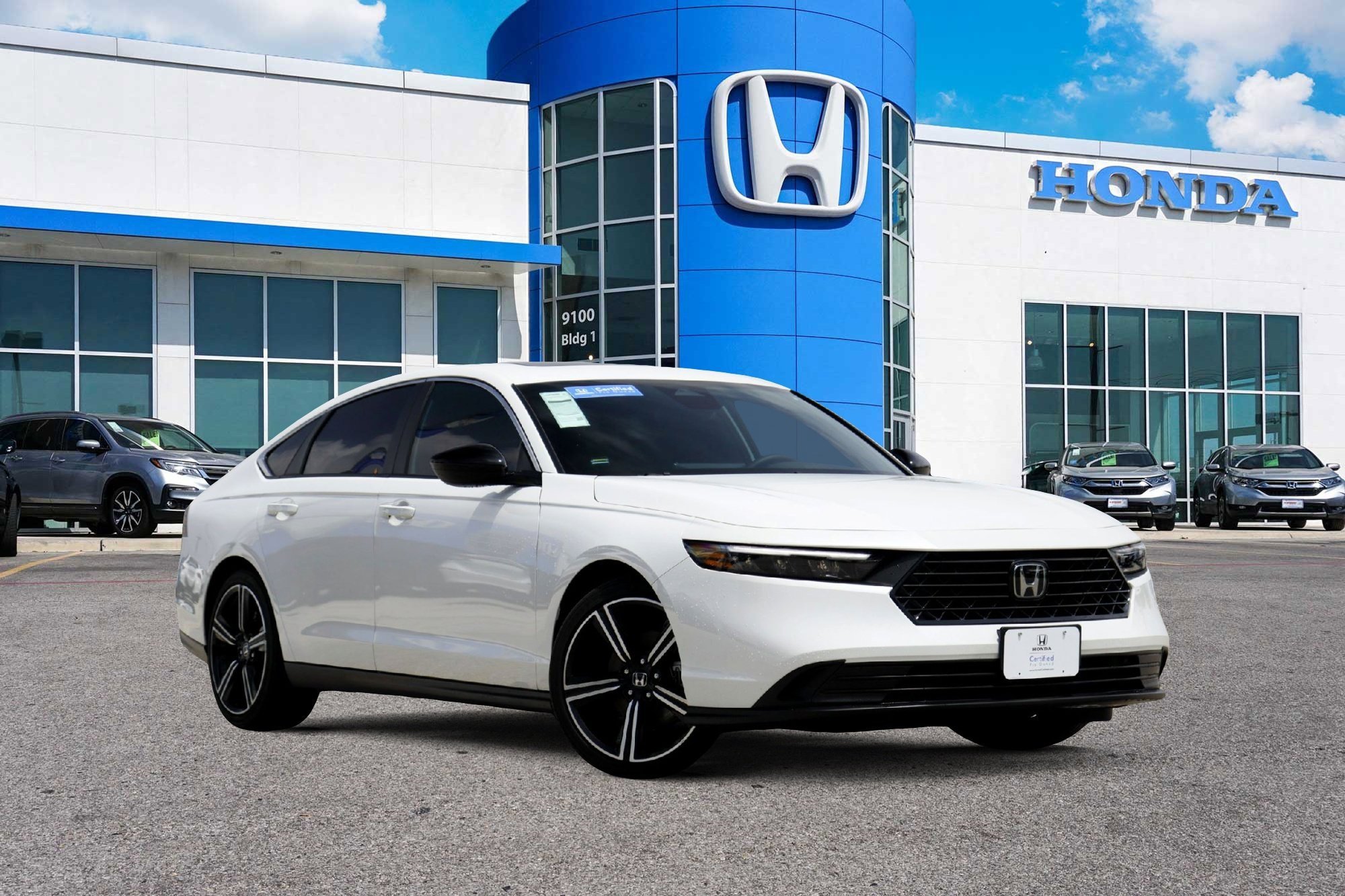 2025 Honda Accord Hybrid Sport's photo