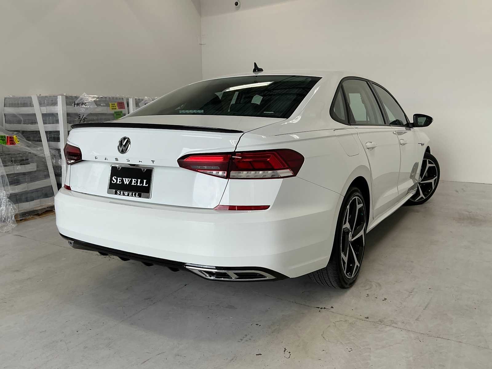 Used 2020 Pure White Volkswagen 2.0T R-Line image 4