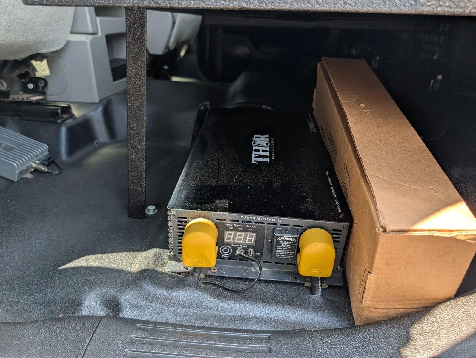 Used 2019 Summit White Chevrolet Work Truck image 29