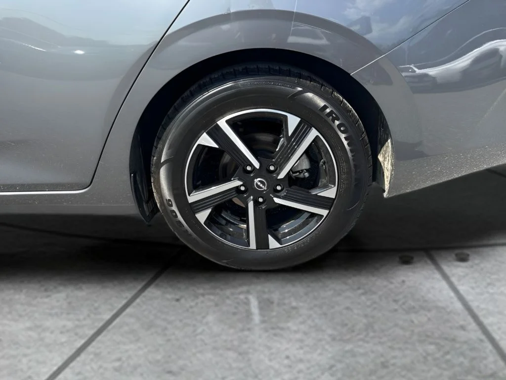 Used 2025 Gray Nissan SV image 21