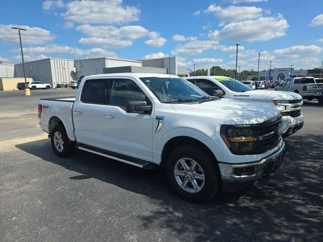 Used 2025 White Ford XLT image 3