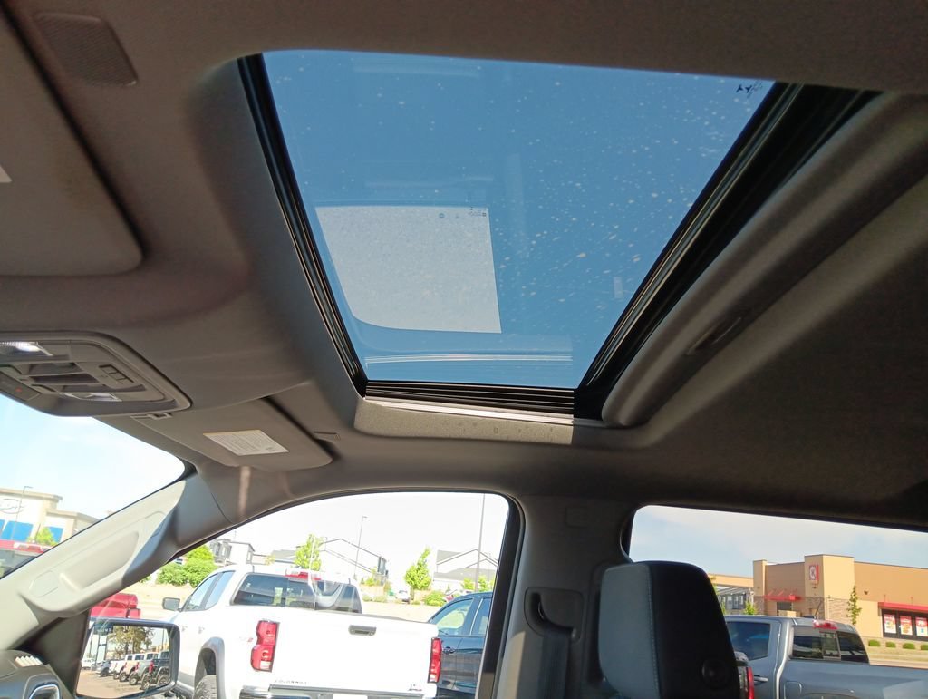 Used 2020 SATIN STEEL METALLIC Chevrolet RST image 21