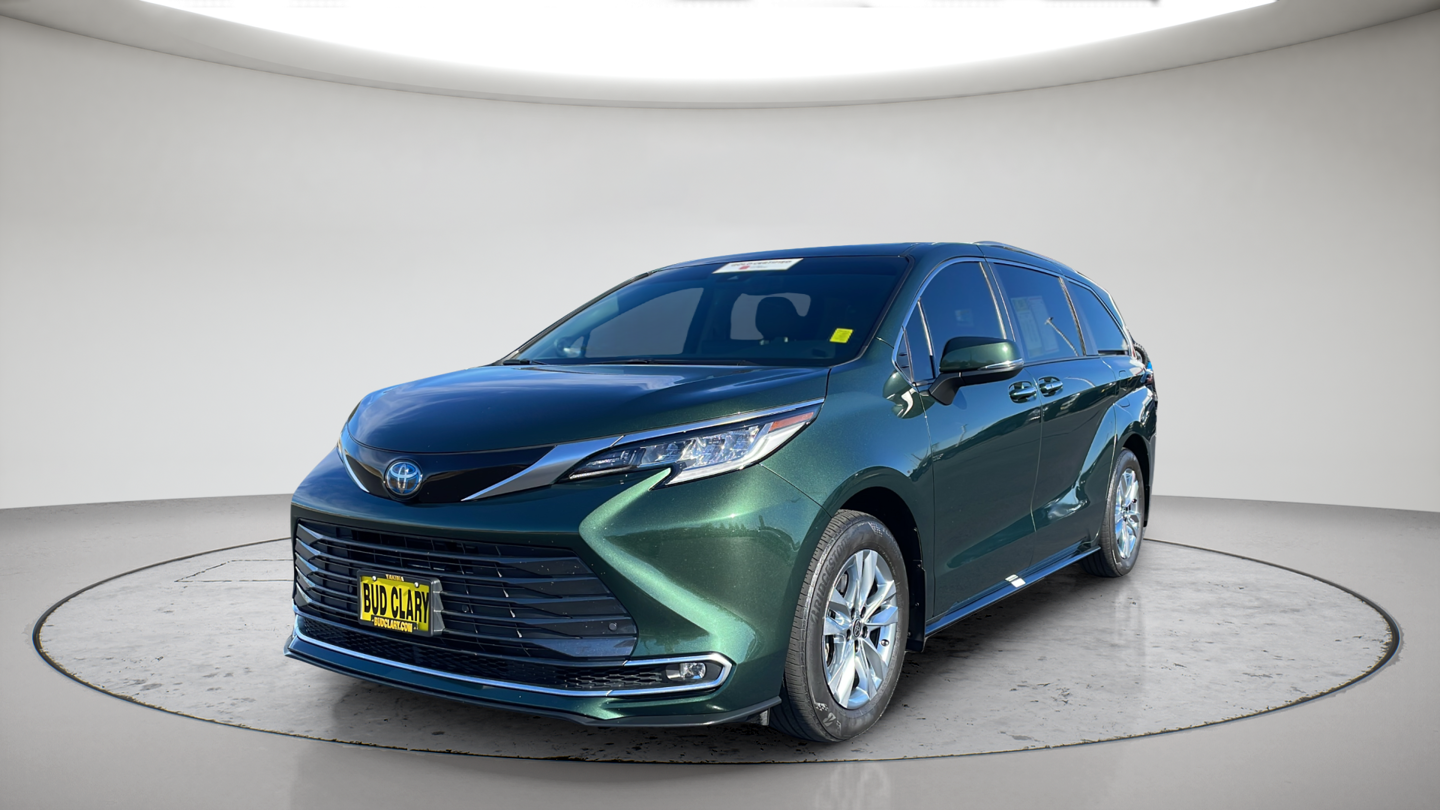 2023 Toyota Sienna Limited