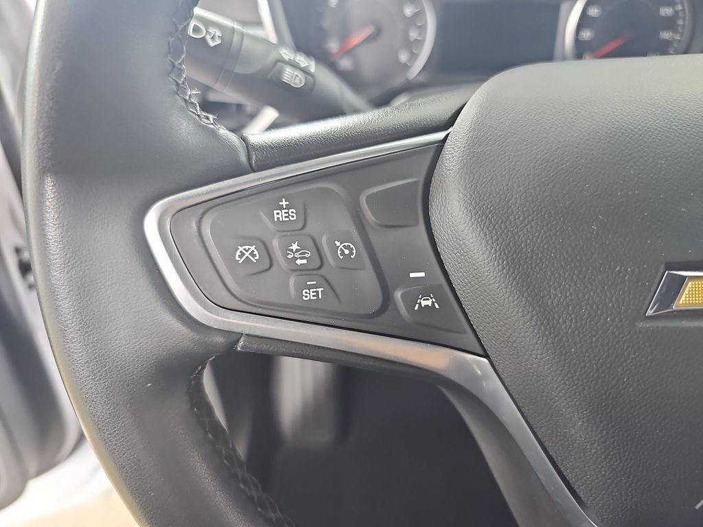 Used 2023 Iridescent Pearl Tricoat Chevrolet LT image 22