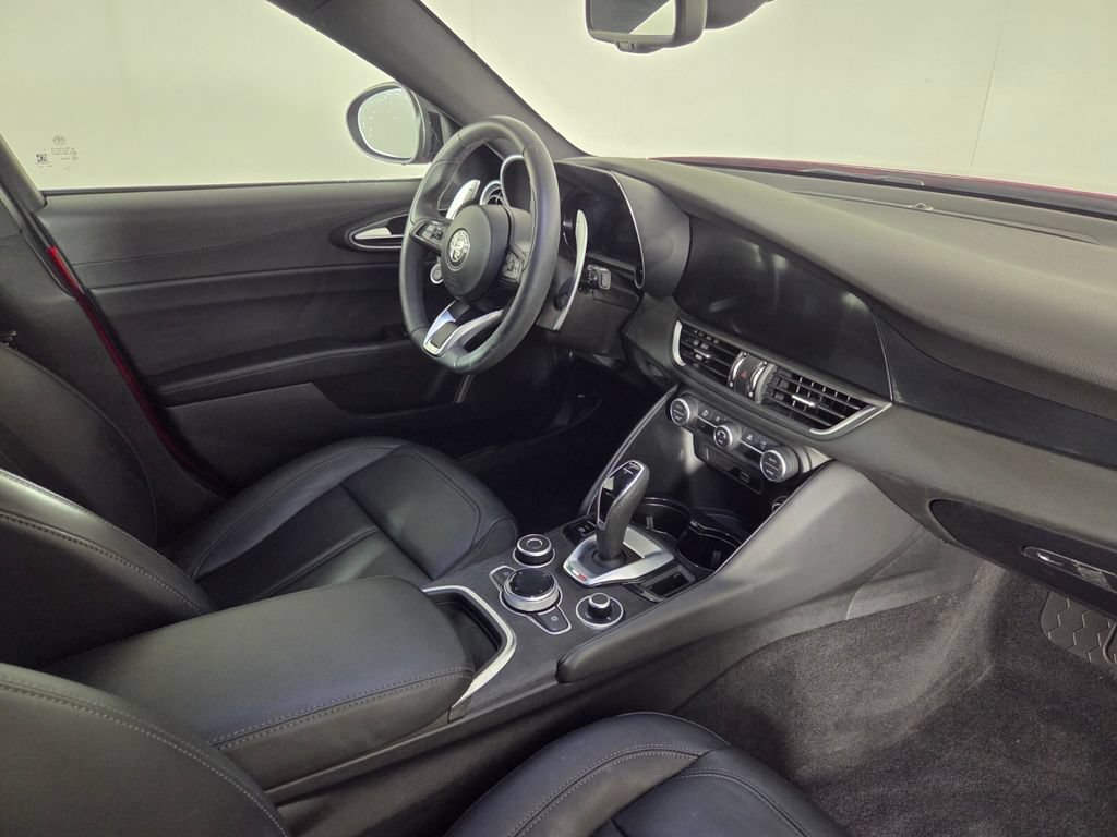 Used 2024 Alfa Rosso Alfa Romeo Sprint image 32