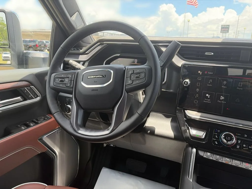 New 2026 Glacier White Tricoat GMC Denali Ultimate image 24