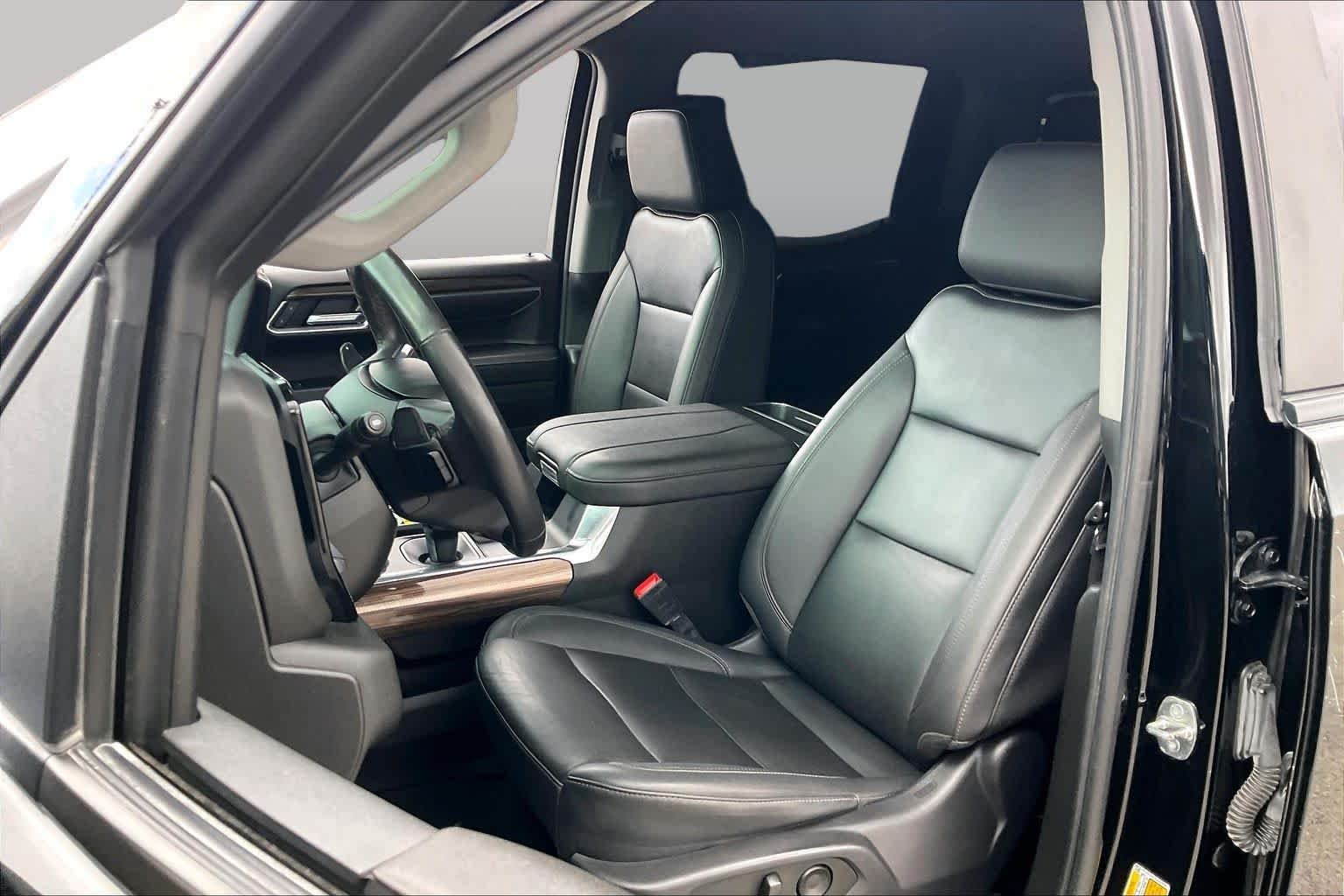 Used 2023 Black Chevrolet RST image 9