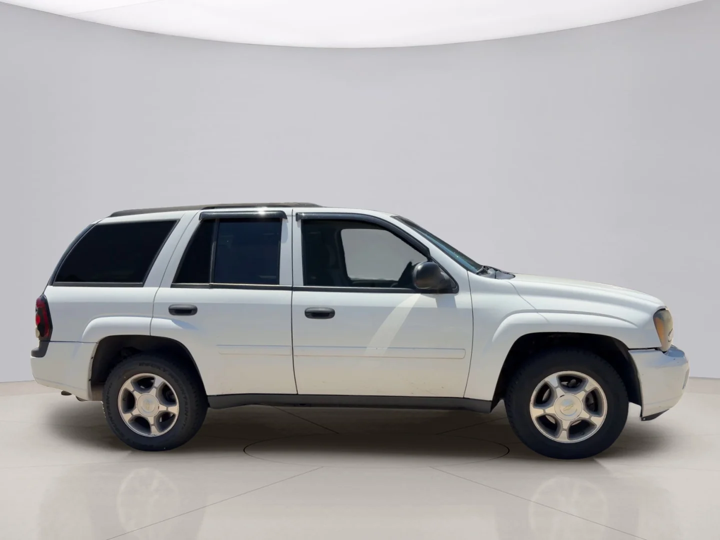Used 2008 White Chevrolet LT image 6