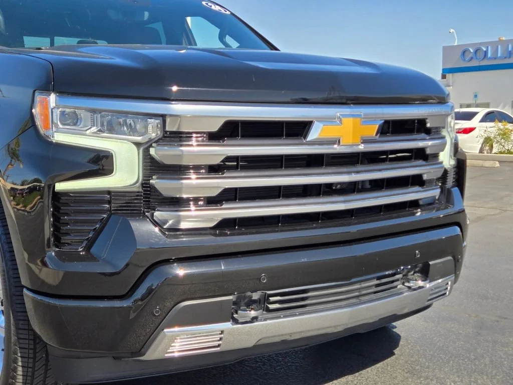 Used 2024 Black Chevrolet High Country image 8