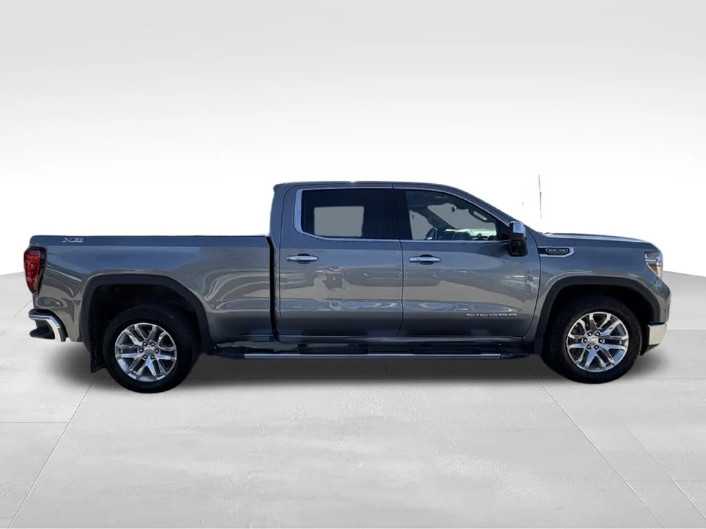 Used 2020 Gray GMC SLT image 6