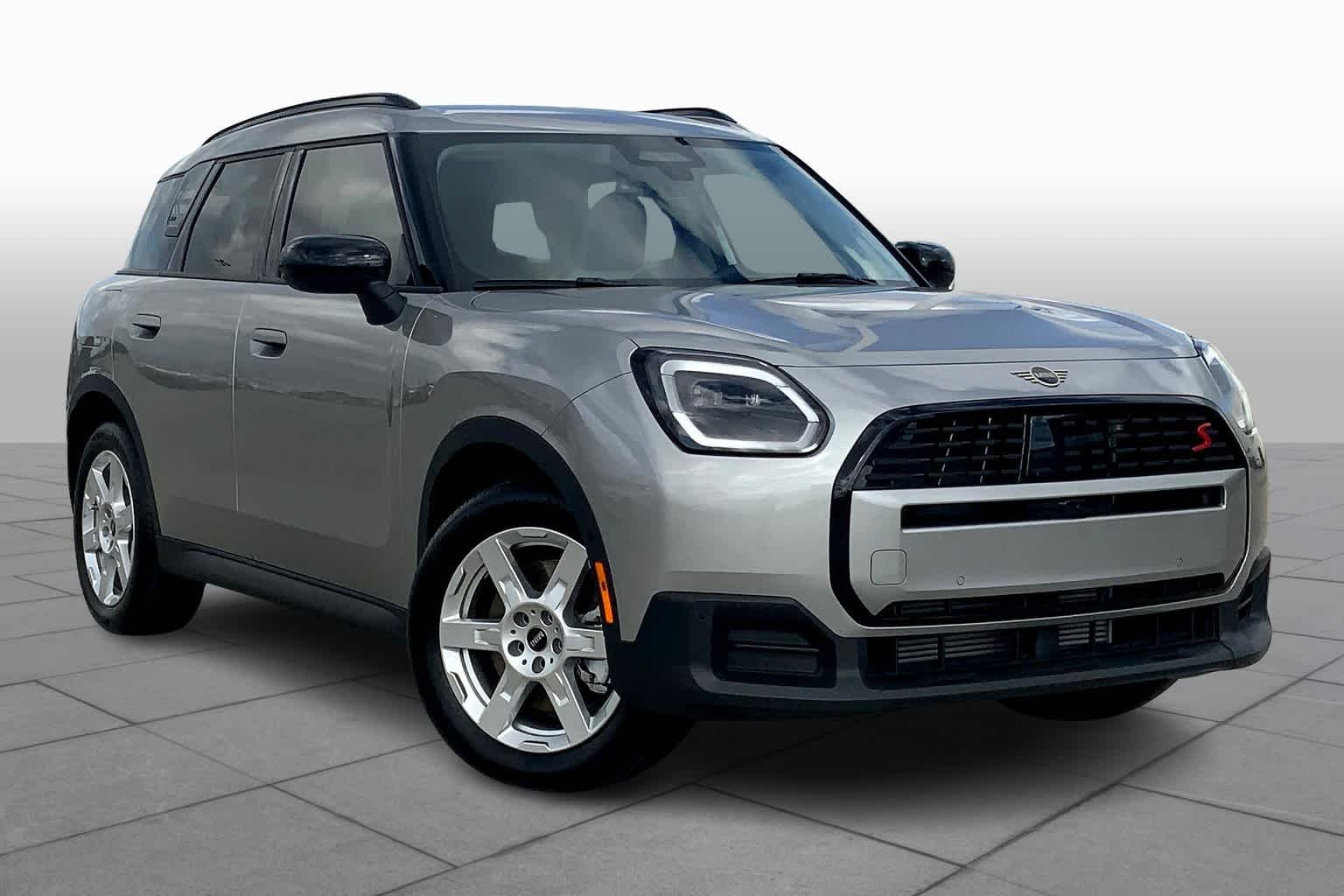 New 2025 Melting Silver III Metallic MINI S image 2
