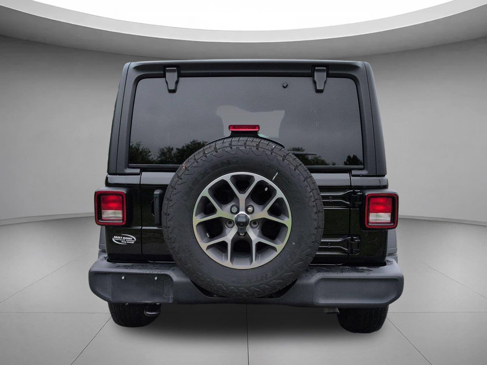 Used 2024 Black Clearcoat Jeep Sport S image 4
