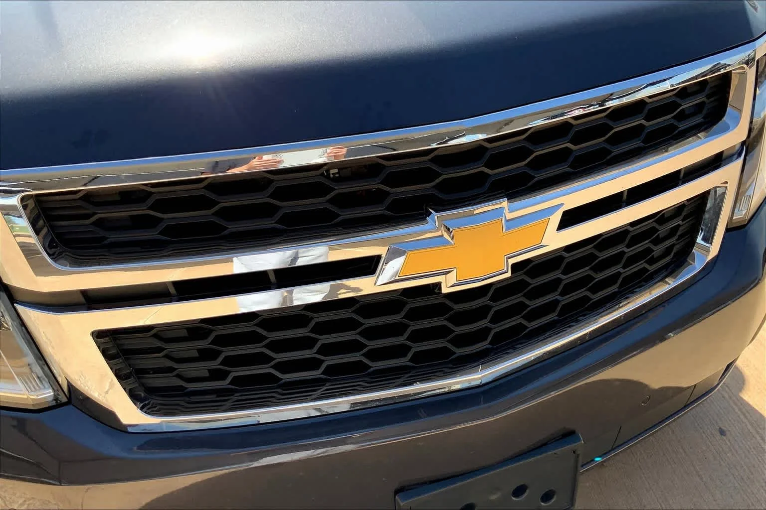 Used 2018 TUNGSTEN METALLIC Chevrolet LT image 27
