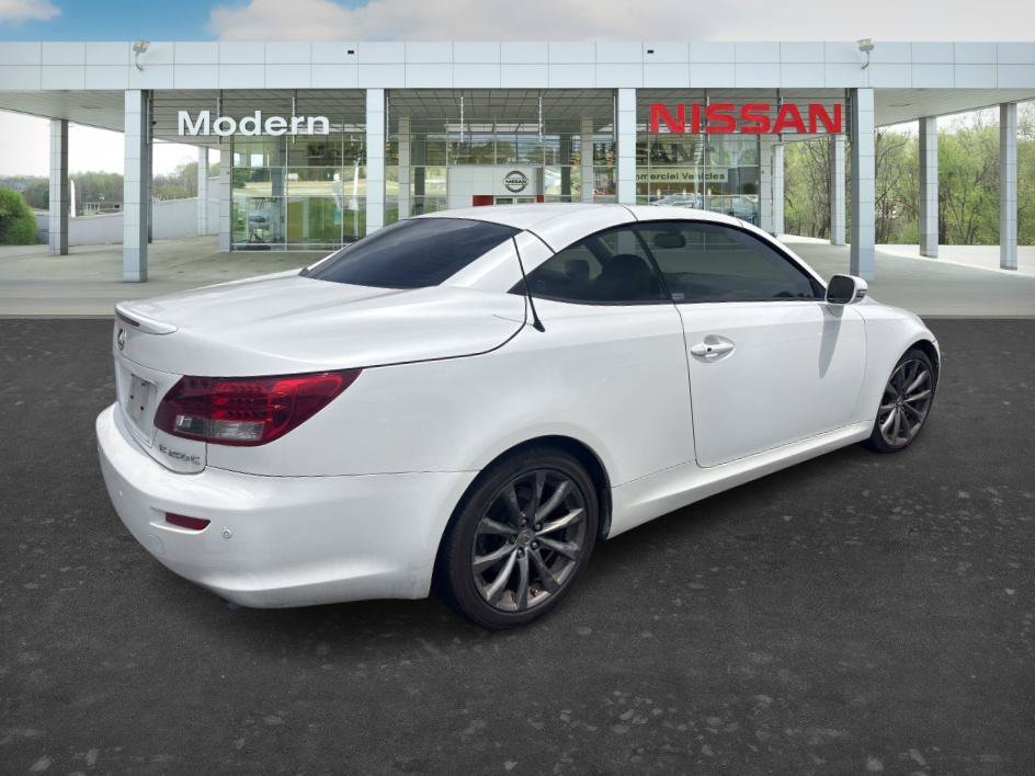 Used 2013 Starfire Pearl Lexus 250 C image 5