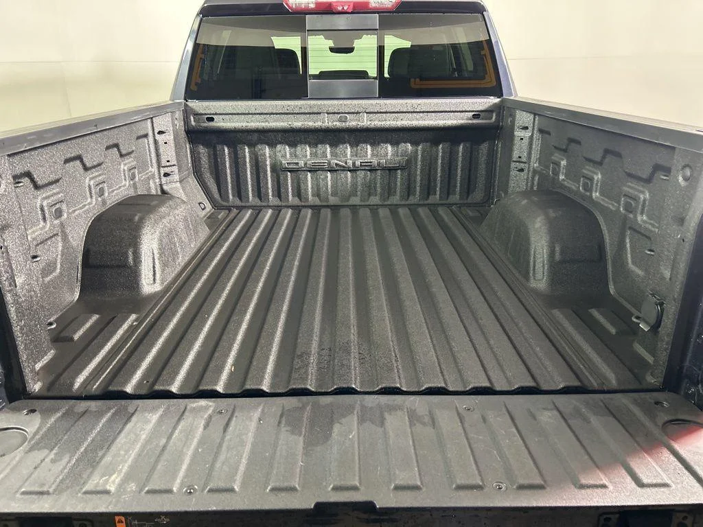 Used 2023 Titanium GMC Denali image 9