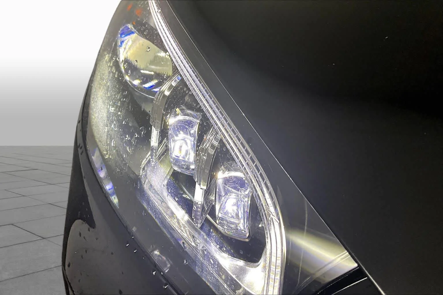 New 2026 Obsidian Black Metallic Mercedes-Benz GLS 450 image 15