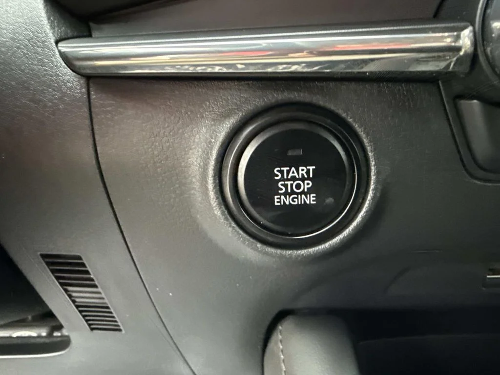 Used 2019 Blue Mazda Base image 34