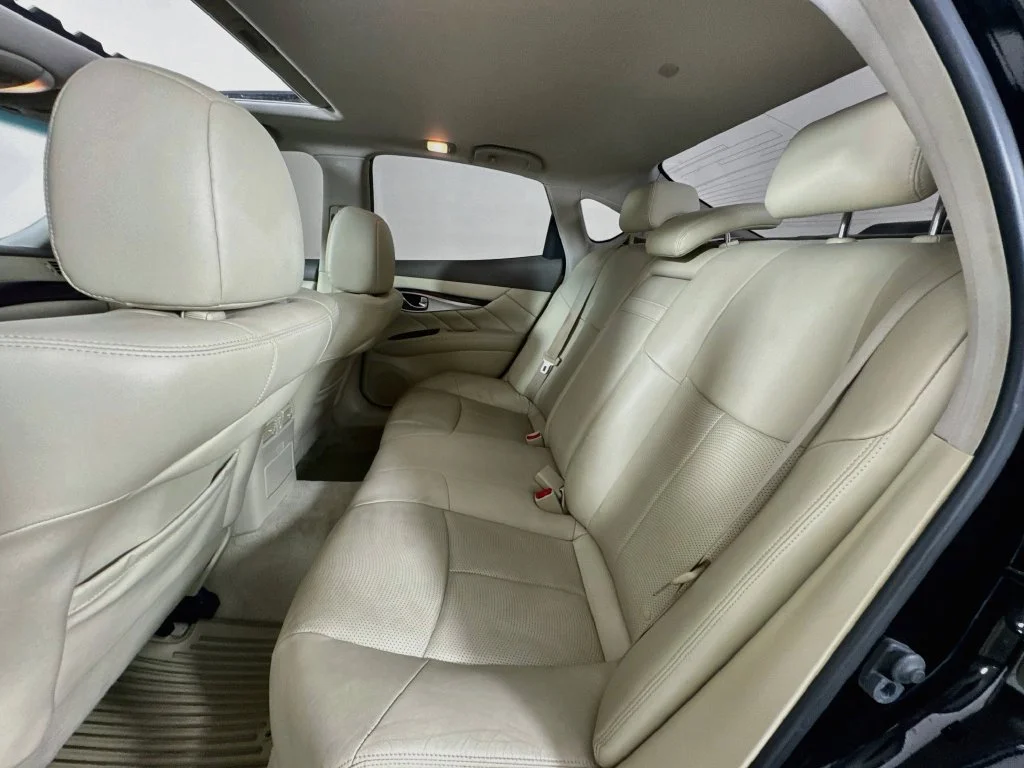 Used 2015 Black INFINITI 3.7 image 31