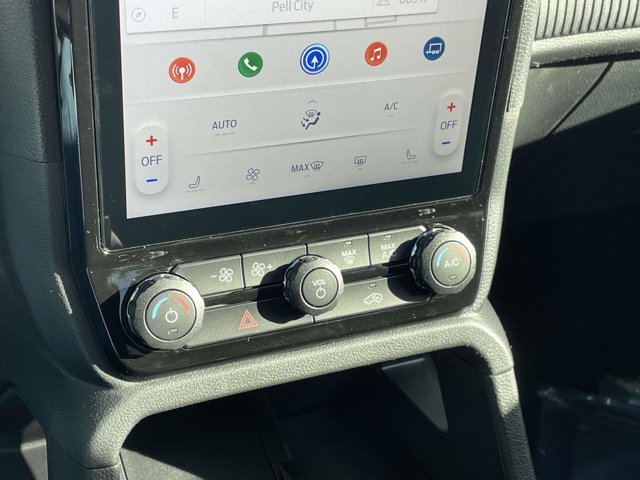 New 2025 Oxford White Ford XLT image 30