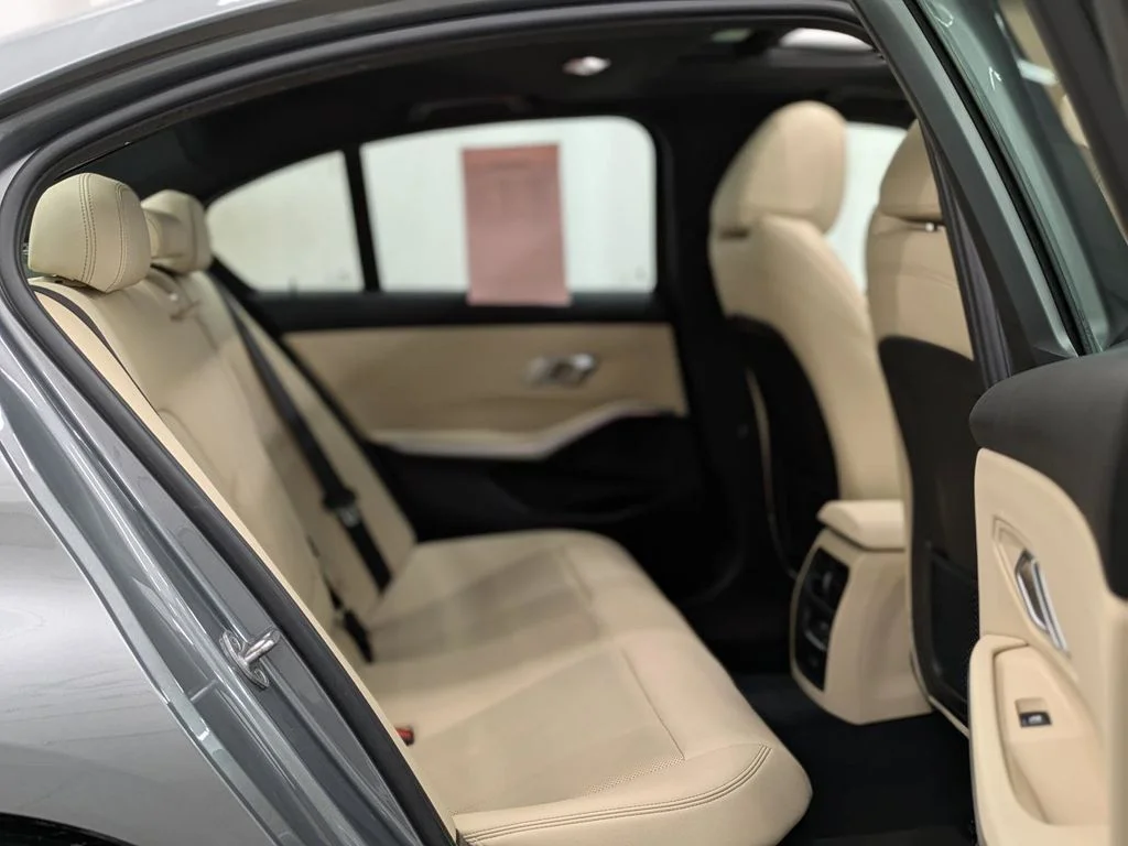 2023 BMW 3 Series 330i - Photo 38