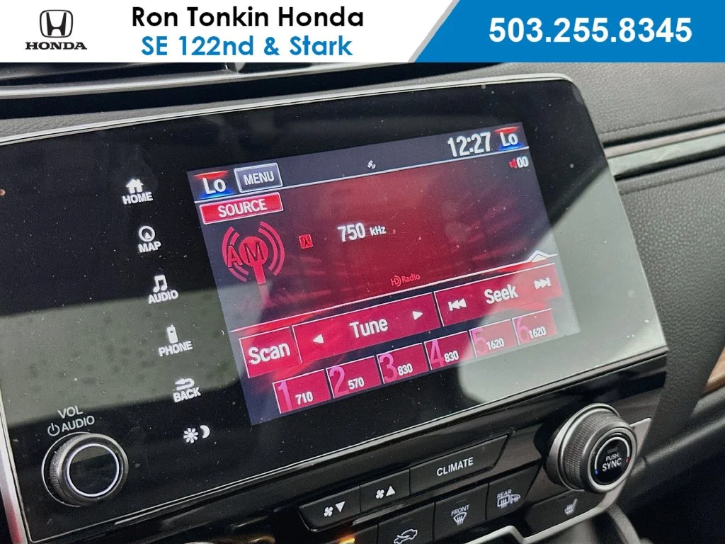 Used 2020 Crystal Black Pearl Honda Touring image 17