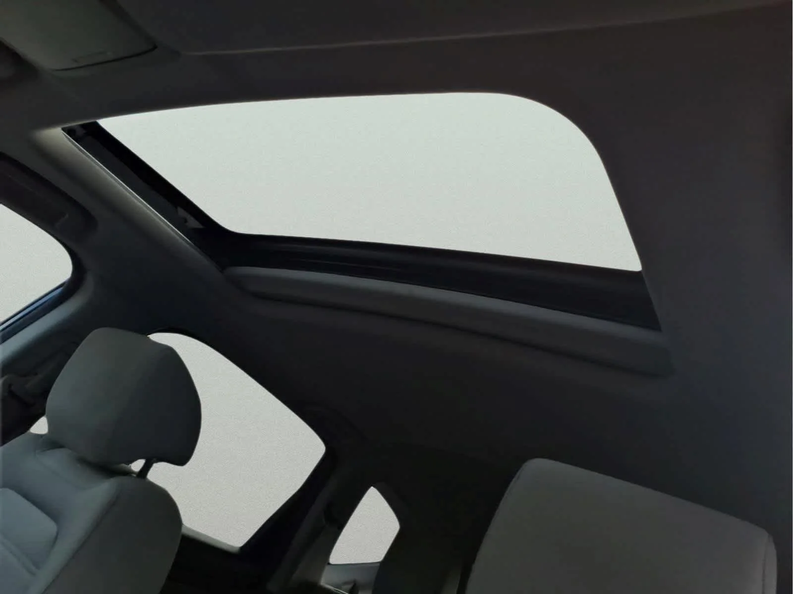 Used 2019 Obsidian Blue Pearl Honda EX image 17