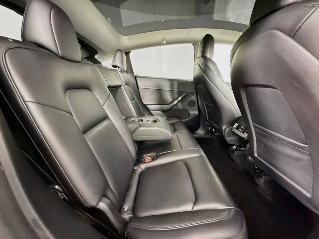 Used 2021 White Tesla Long Range image 28