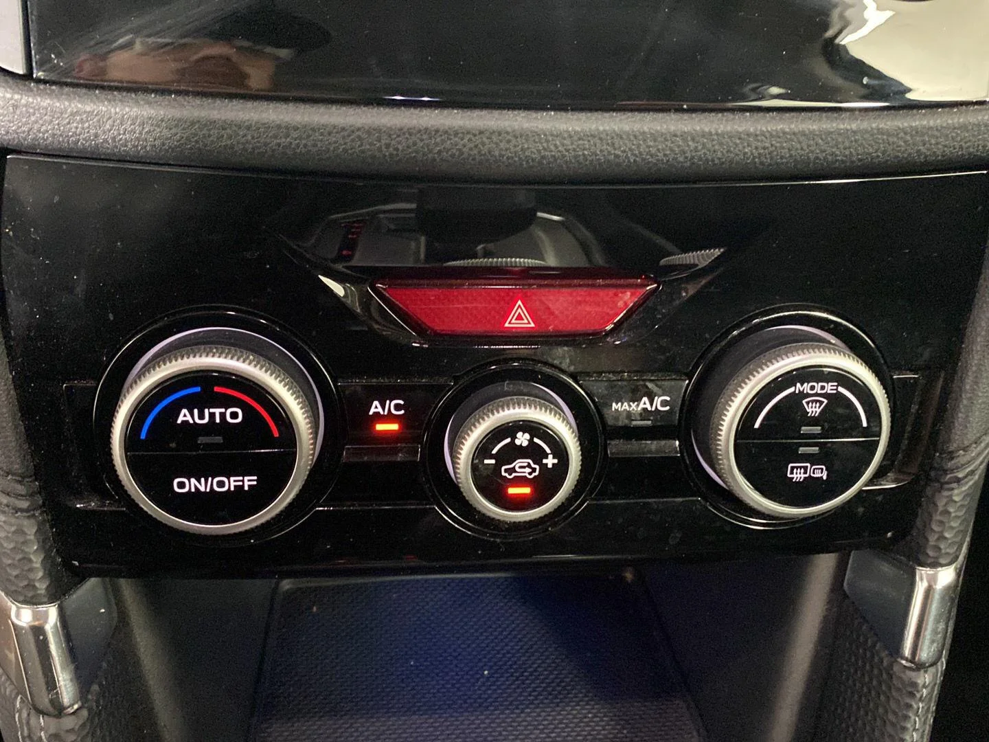 Used 2024 Crystal Black Silica Subaru Premium image 17