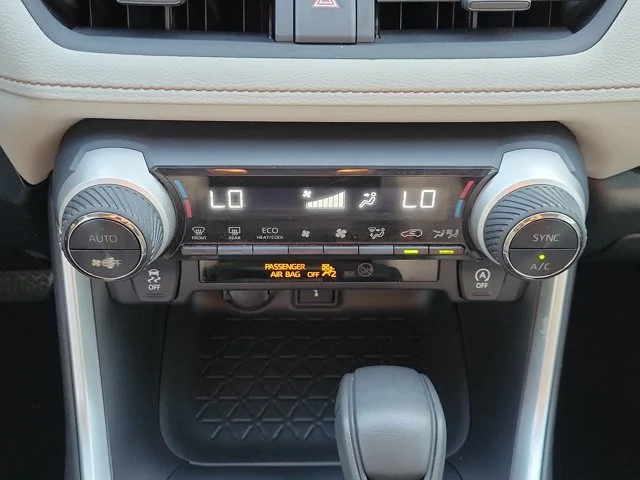 Used 2020 Red Toyota XLE image 19
