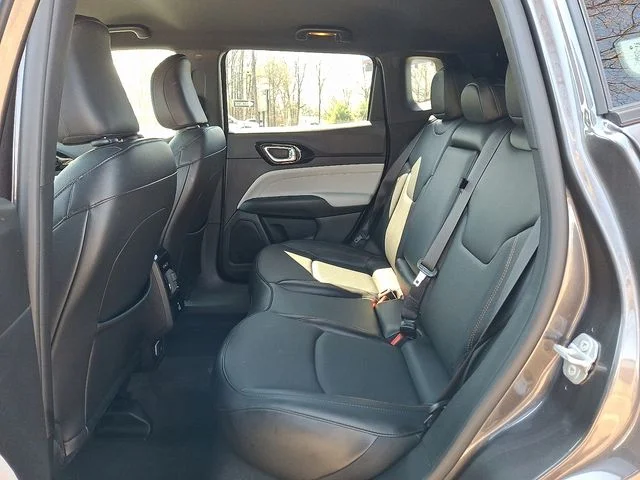 Used 2023 Gray Jeep Limited image 11