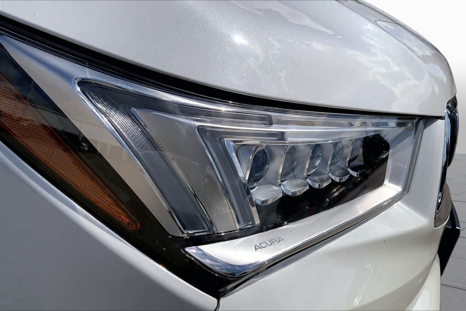 Used 2020 Platinum White Pearl Acura w/Technology Pkg image 28