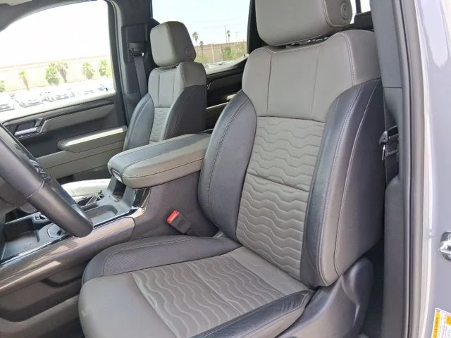 Used 2025 Gray Chevrolet ZR2 image 14