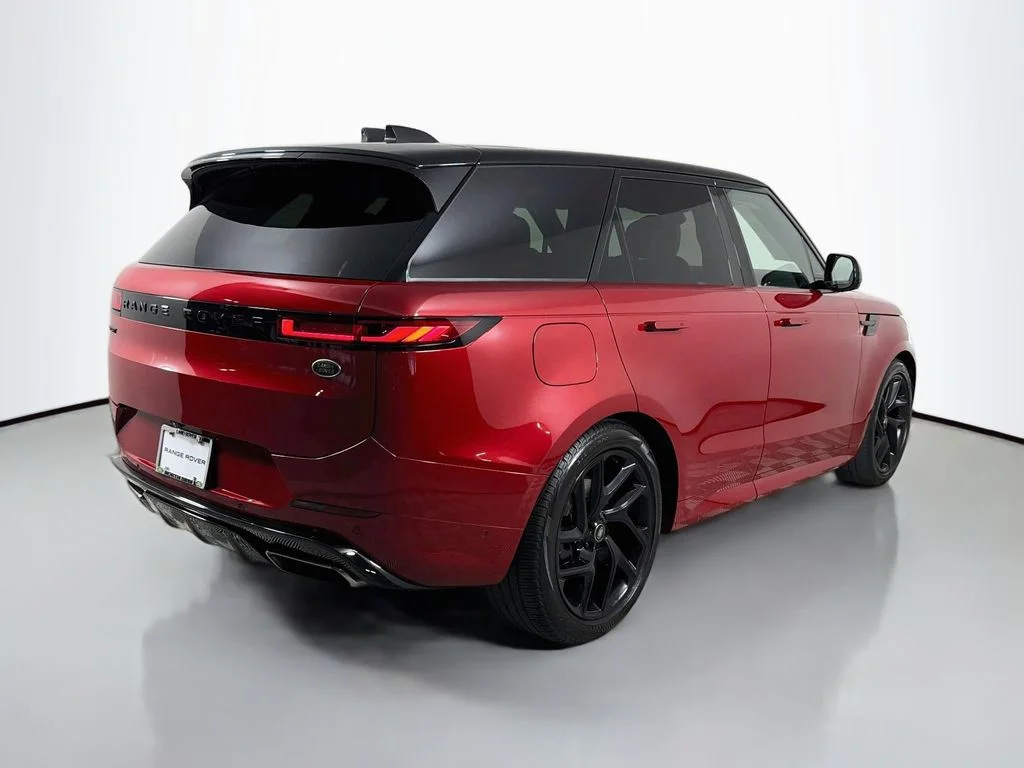 Certified Used 2023 Firenze Red Metallic Land Rover SE Dynamic image 5