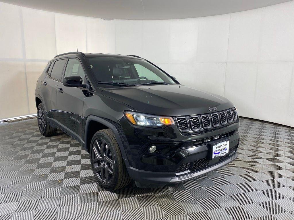 Used 2026 Diamond Black Crystal Pearlcoa Jeep Limited image 12