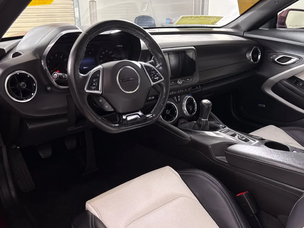 2023 Chevrolet Camaro 2LT - Photo 12