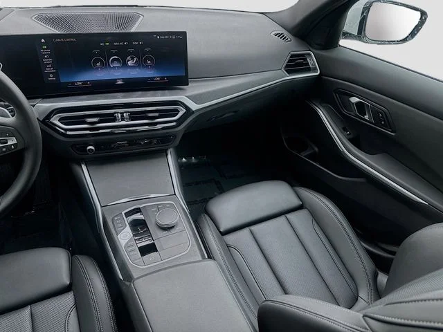 2024 BMW 3 Series 330i - Photo 21