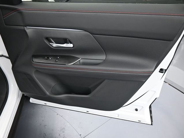 2025 Nissan Kicks SR AWD - Photo 11