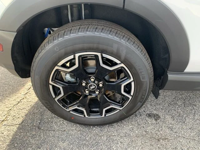 New 2025 White Ford Outer Banks® image 29