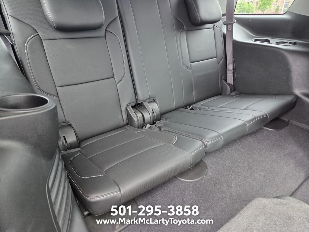 Used 2019 Silver GMC SLT image 17