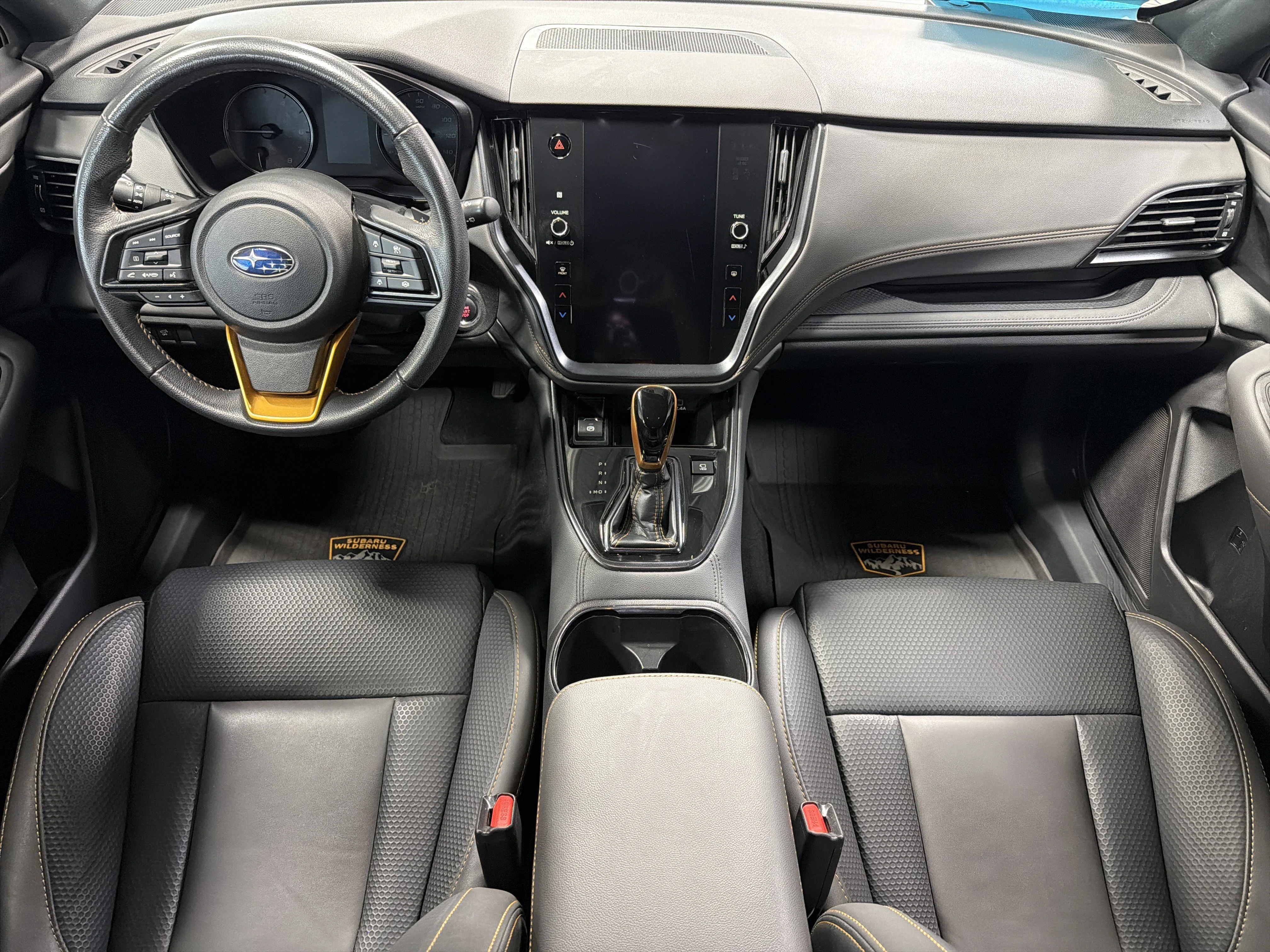 Used 2023 Crystal White Pearl Subaru Wilderness image 10