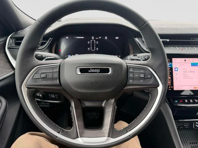 New 2026 Velvet Red Pearl-Coat Exterior Paint Jeep Altitude image 25