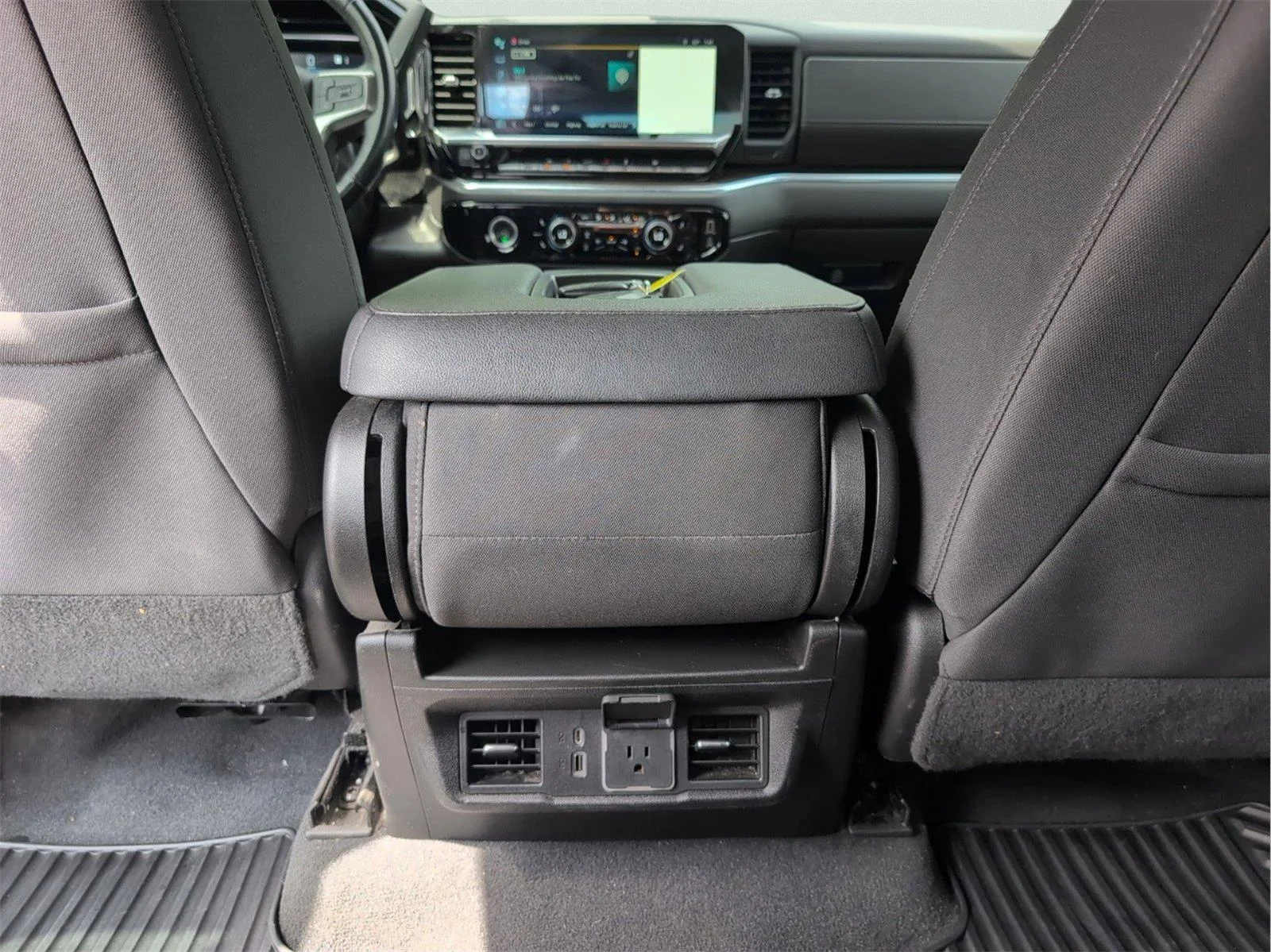 Used 2022 Summit White Chevrolet LT image 28