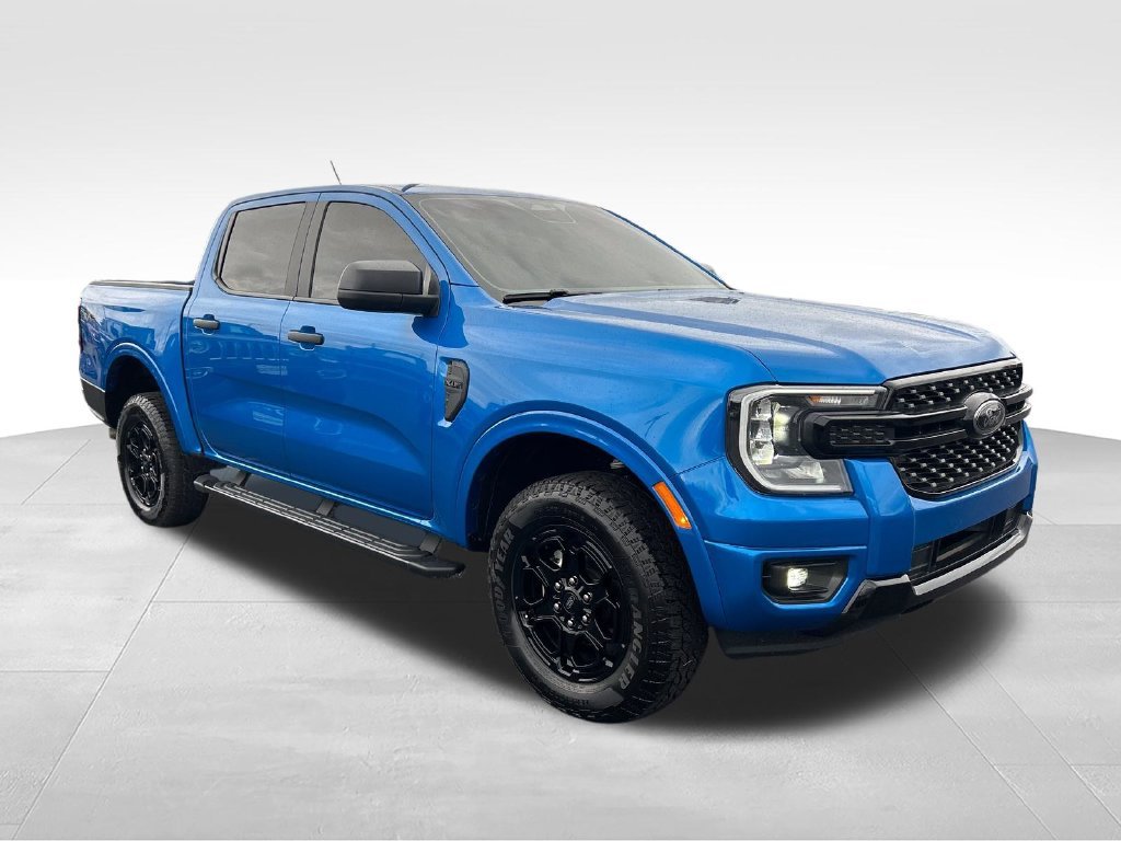 Used 2025 Blue Ford XLT image 7