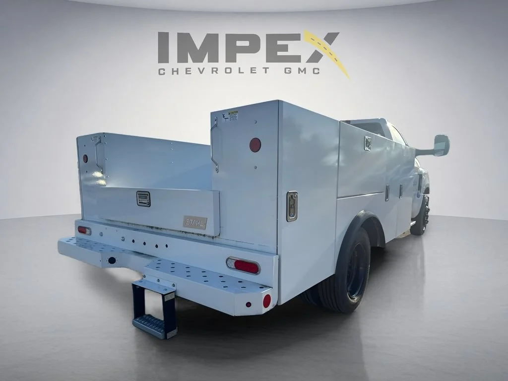 Used 2024 Summit White Chevrolet Work Truck image 5