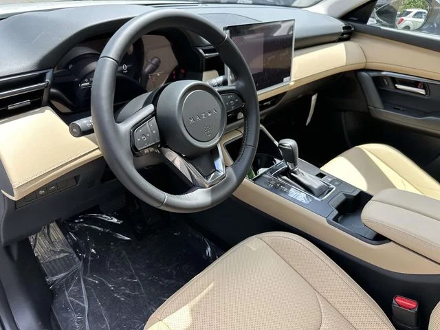 New 2026 White Metallic Mazda 2.5 S Premium image 2