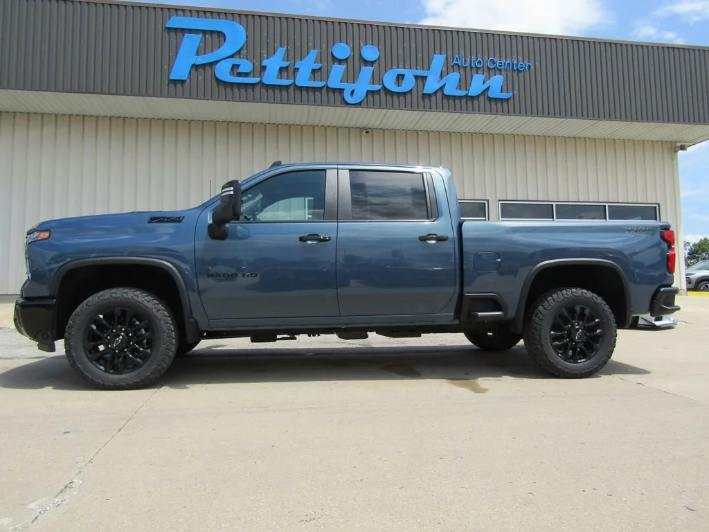 New 2026 Lakeshore Blue Metallic Chevrolet LT image 11