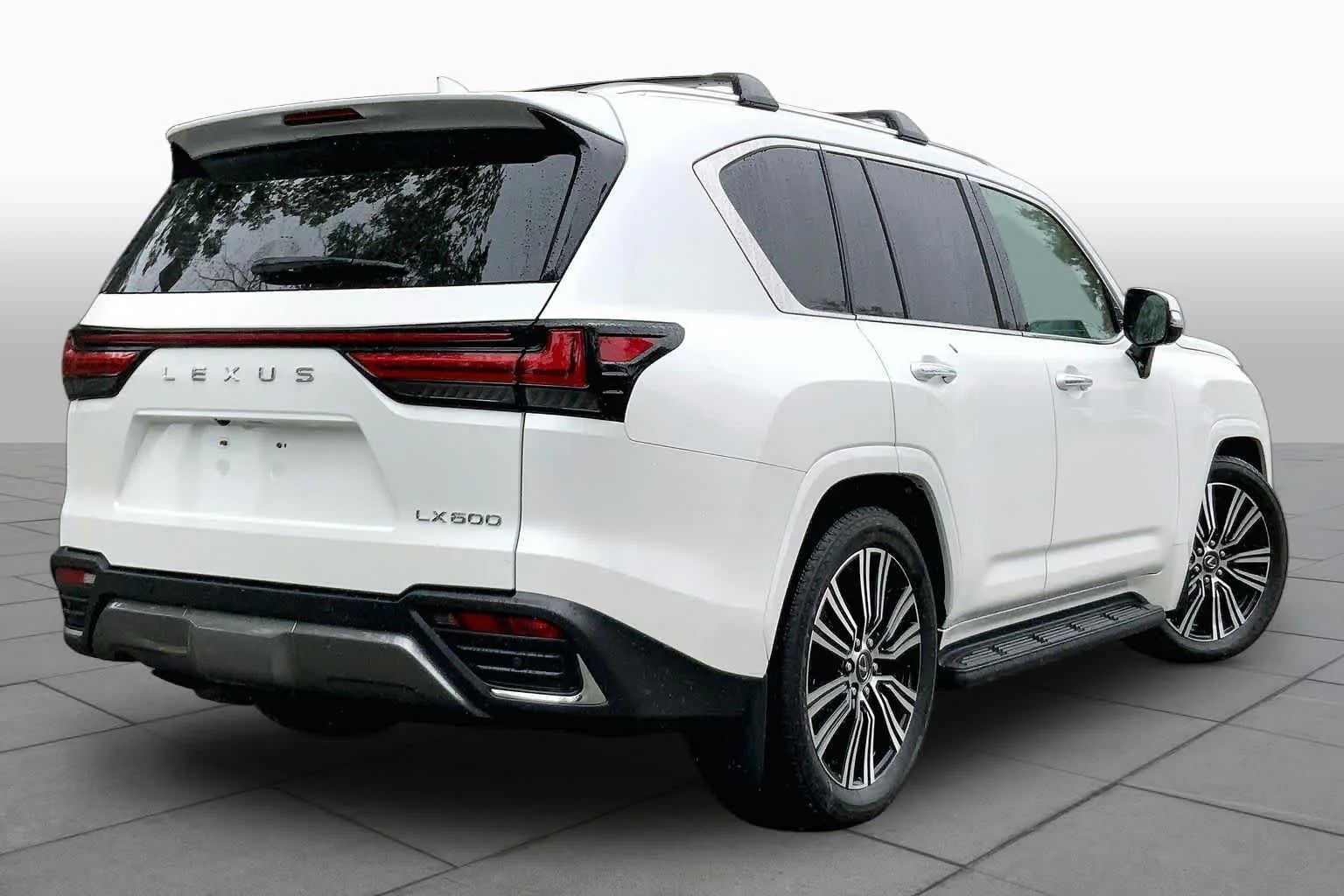 Used 2024 Eminent White Pearl Lexus Luxury image 12