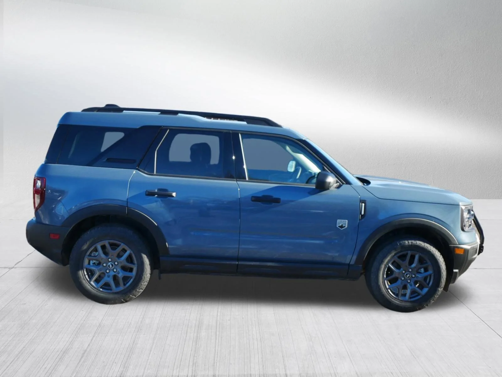 New 2025 Azure Gray Metallic Ford Big Bend image 8
