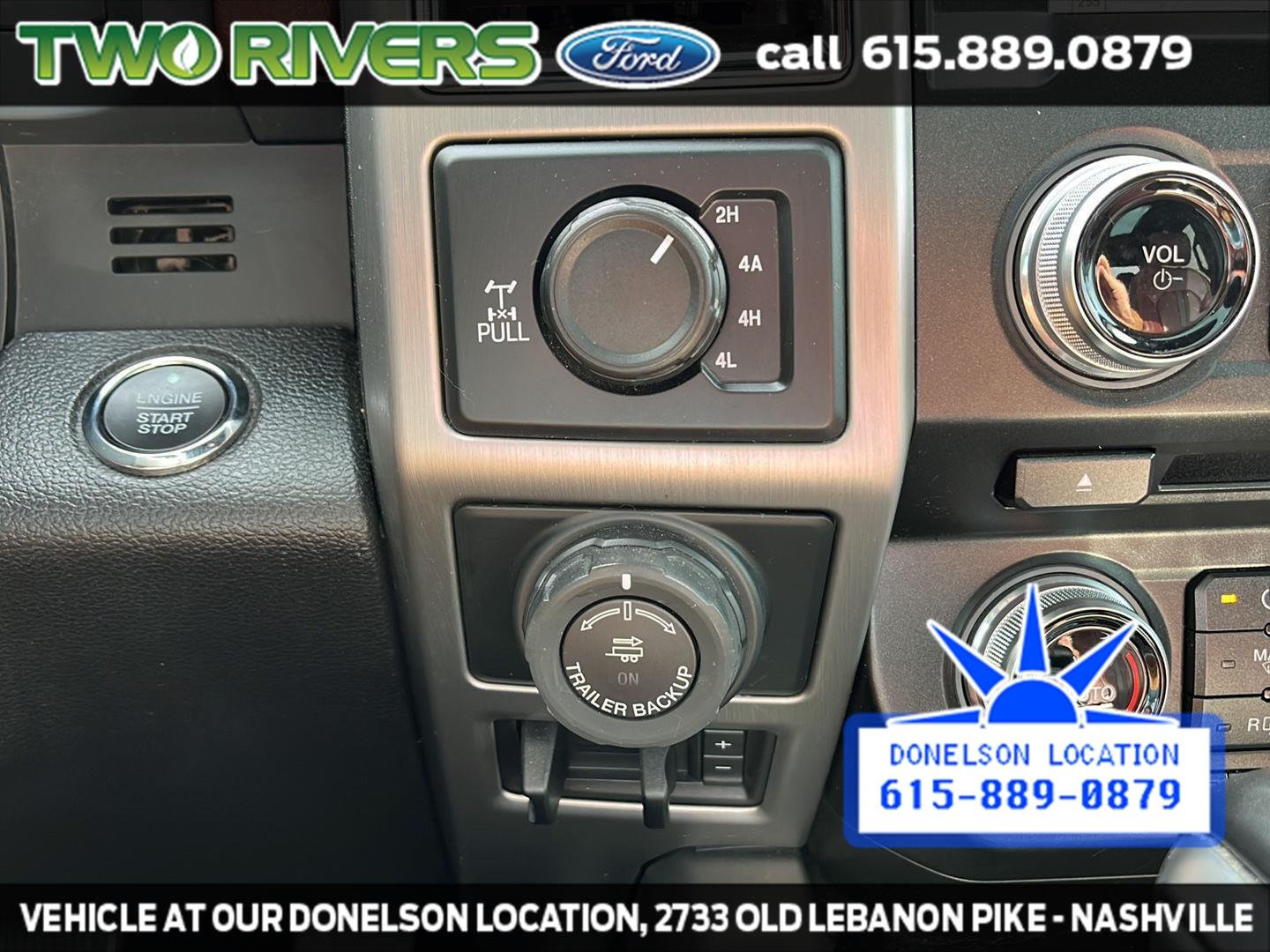 Used 2018 White Platinum Tri-Coat Metallic Ford Platinum image 32